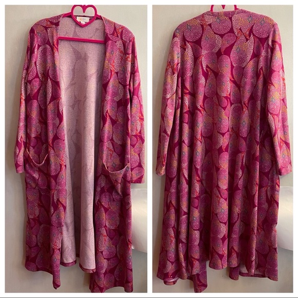 🚫DONATED🚫 - Picture 1 of 6